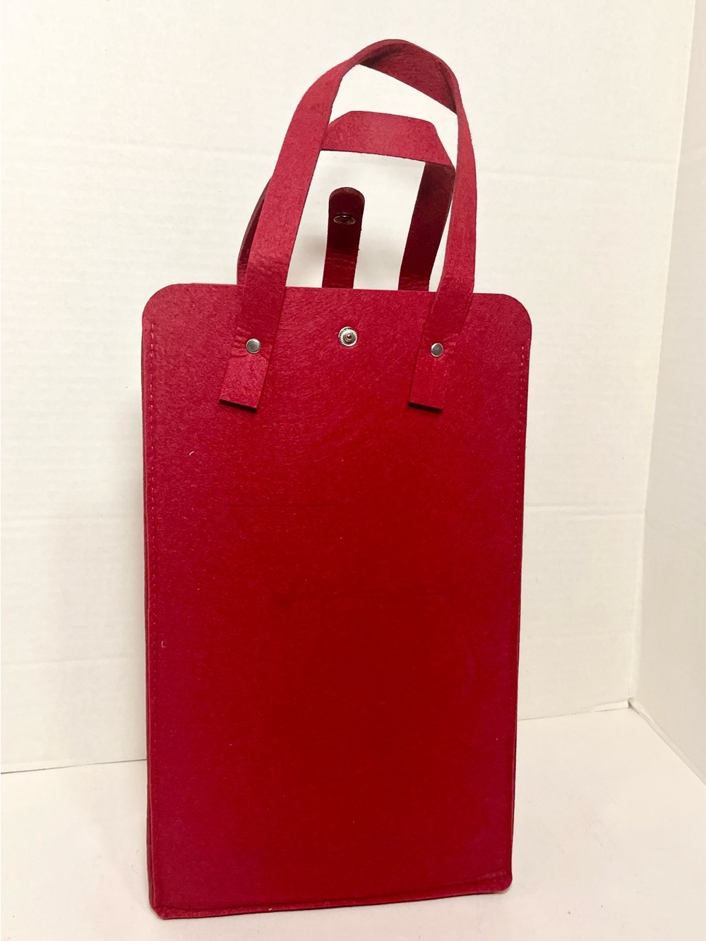 Ruby Red Wine & Champagne Bottles Gift Tote Bag w/Two Handles & Snap Closure